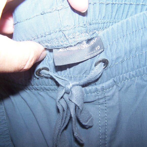 Eddie Bauer Gray Capri Pants Sz 10 - Picture 6 of 8